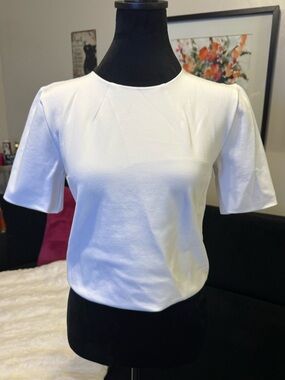 Express White Short-Sleeve Crewneck Tee